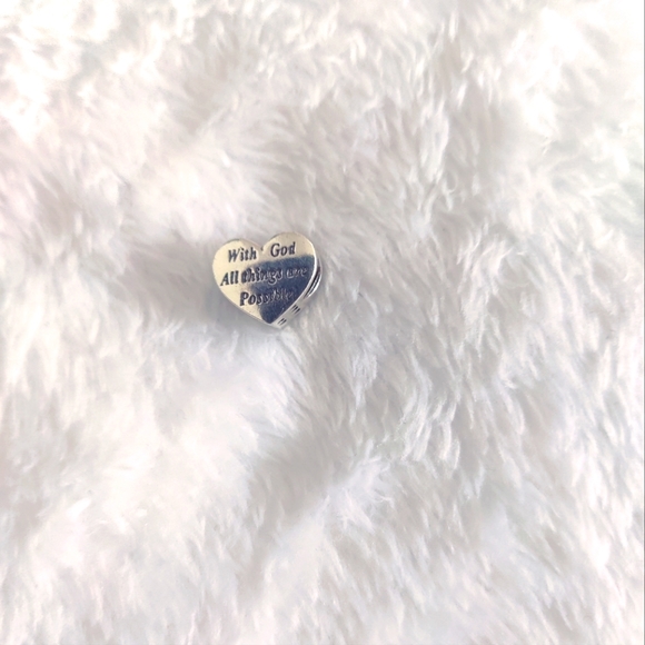 Heart with cross charm - Picture 3 of 3